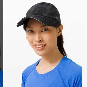 NWT Lululemon Fast and Free Run Hat Incognito Camo Multi Grey